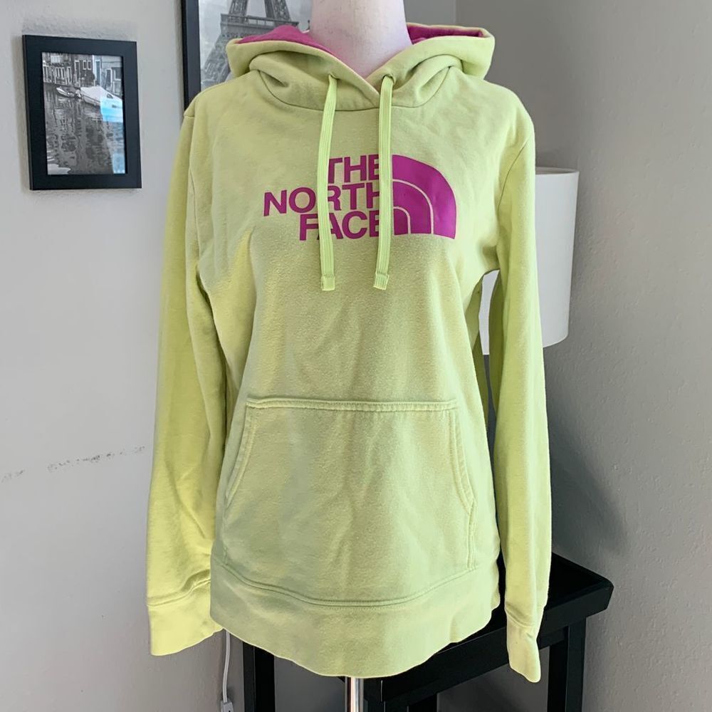 The North Face pullover hoodie sweater size medium